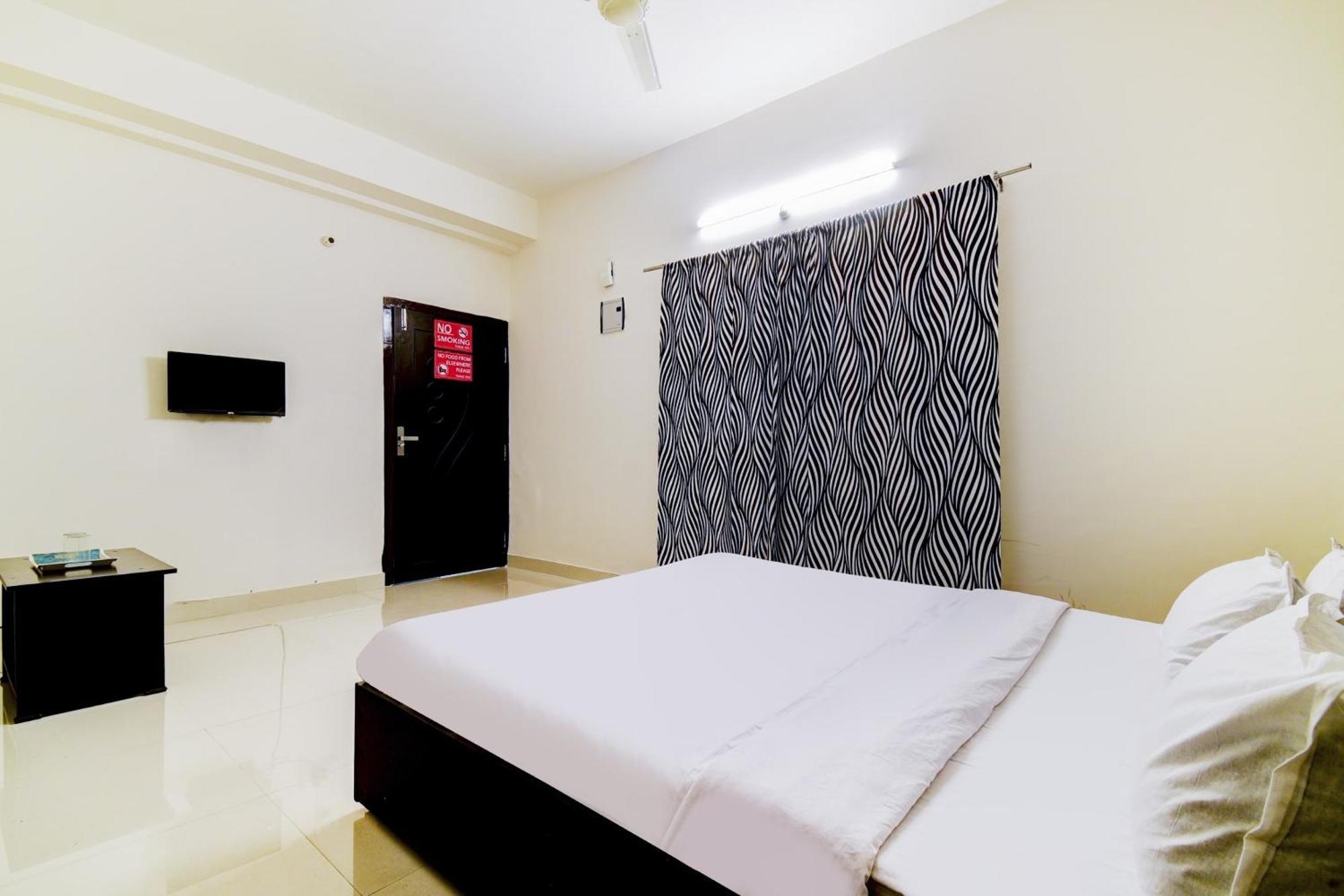 Hotel O Home Cozy Home Guwahati Luaran gambar